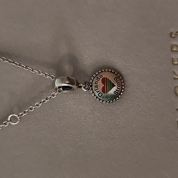 Pandora special Orlando Strong charm - Picture 3 of 4